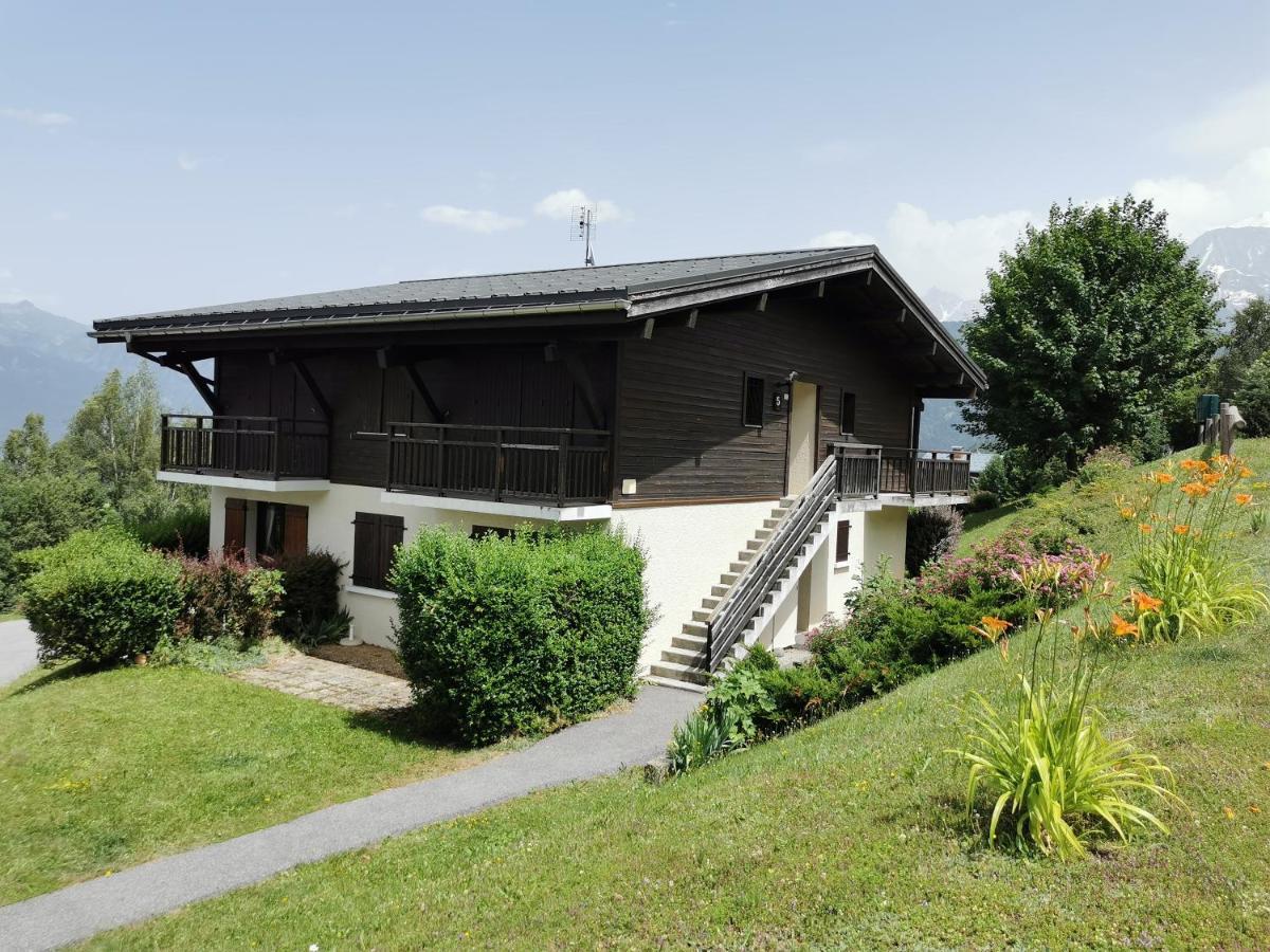 - Apartment *